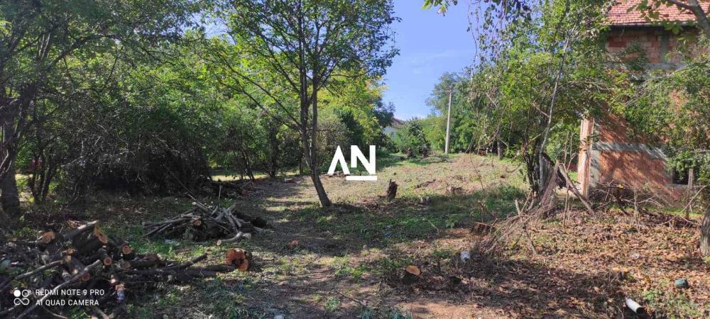 Slika 1 - Visoka Plac na prodaju, Obrenovac, Mala Moštanica, 18.000€
