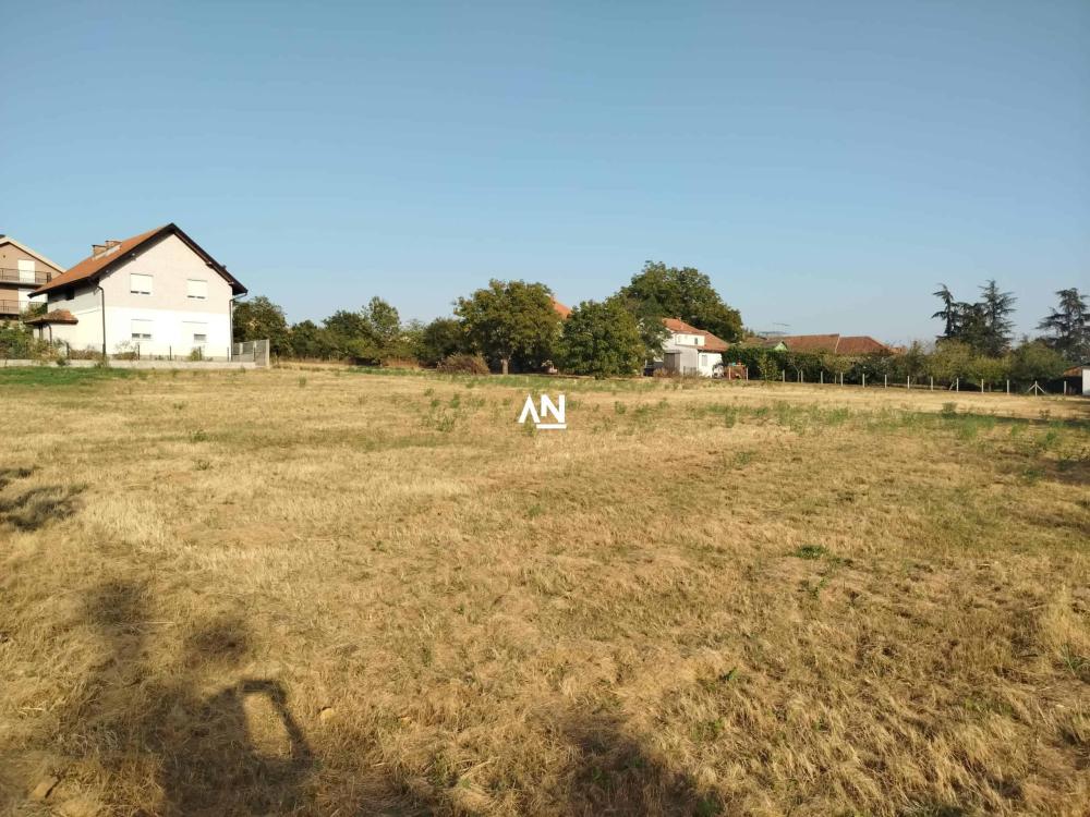 Slika 4 - Beogradska Plac na prodaju, Čukarica, Sremčica, 900.000€