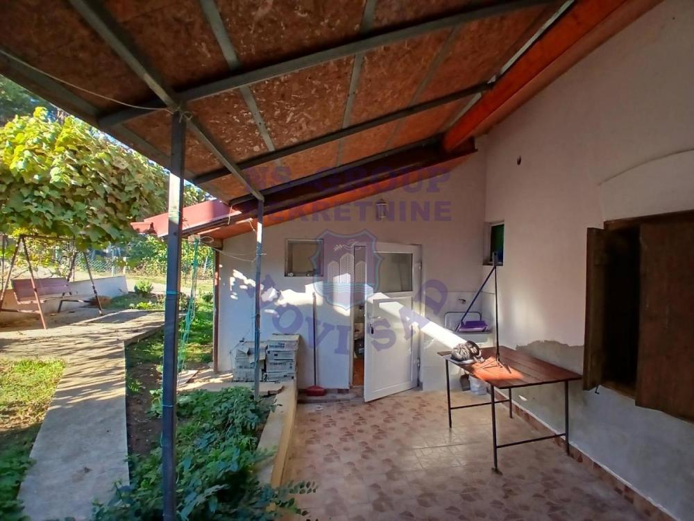 Slika 2 - Vrdnik, Četvorosoban stan na prodaju, 39m2, 60.000€