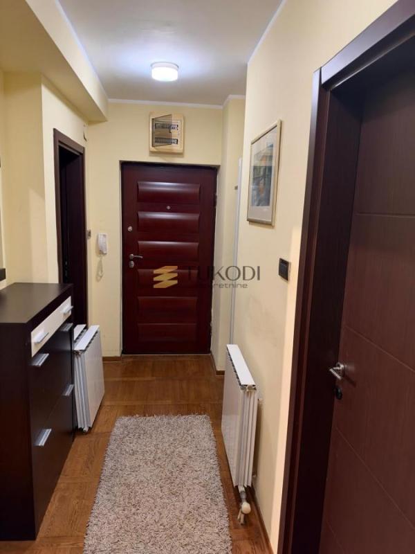 Slika 8 - Dvosoban stan za izdavanje, 75m2, 900€