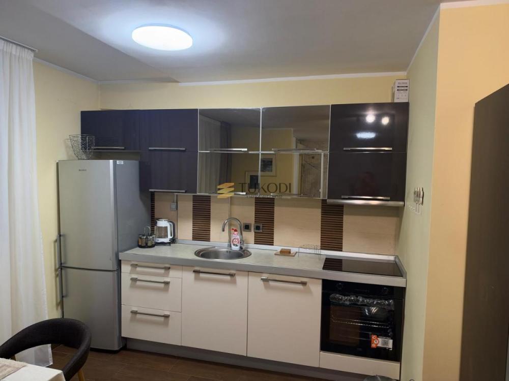 Slika 4 - Dvosoban stan za izdavanje, 75m2, 900€