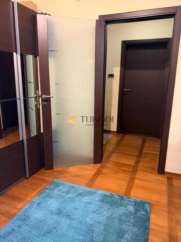 Slika 5 - Dvosoban stan za izdavanje, 75m2, 900€