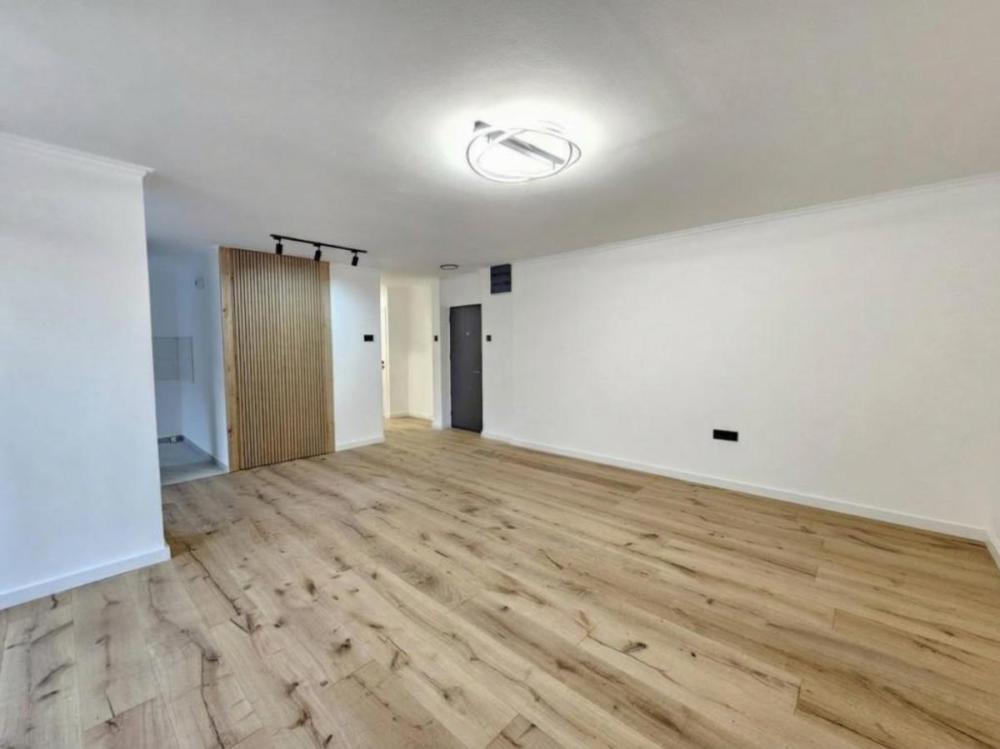 Slika 1 - Trosoban stan na prodaju, 71m2, 247.000€