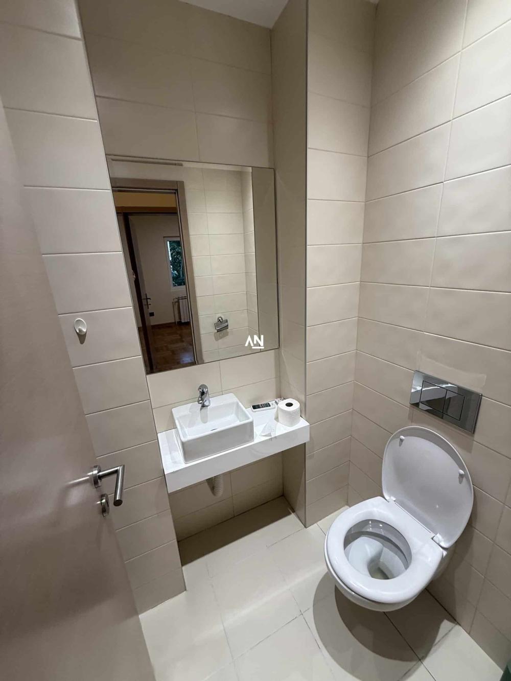 Slika 9 - Nikole Đurkovića, Četvorosoban stan na prodaju, 93m2, 300.000€