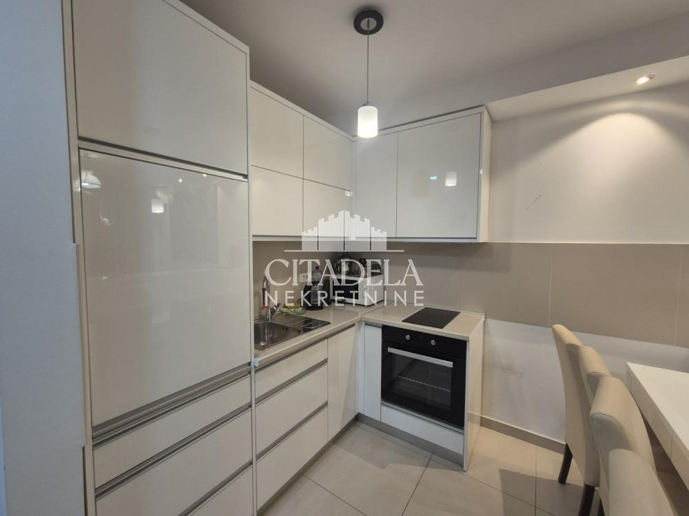 Slika 5 - Dr Velizara Kosanovića, Dvosoban stan na prodaju, 59m2, 212.000€
