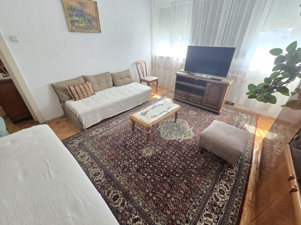 Slika 1 - Albanske spomenice, Dvosoban stan za izdavanje, 57m2, 650€