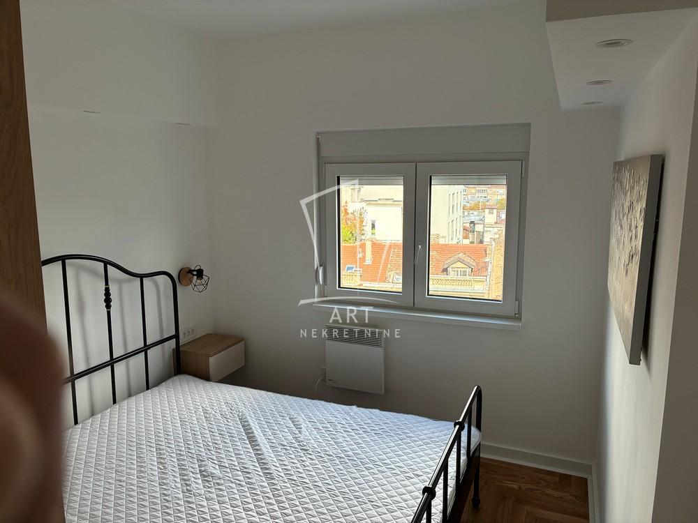 Slika 5 - Francuska, Dvoiposoban stan za izdavanje, 20m2, 850€