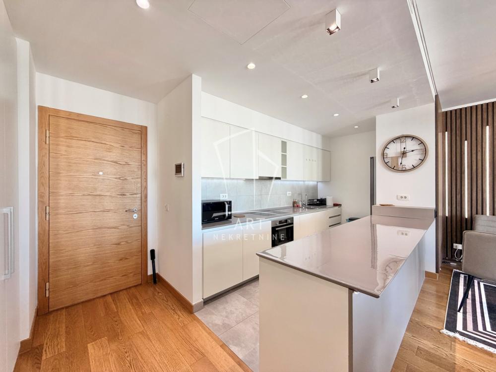 Slika 3 - Hercegovačka, Četvorosoban stan za izdavanje, 124m2, 4.000€