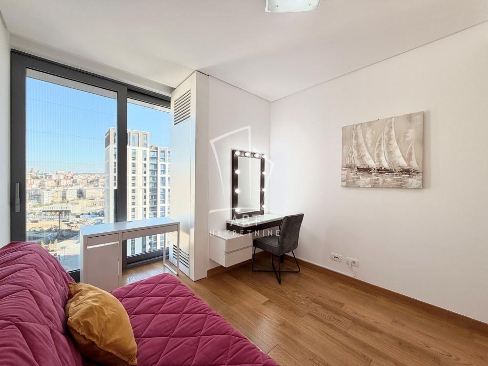 Slika 7 - Hercegovačka, Četvorosoban stan za izdavanje, 124m2, 4.000€