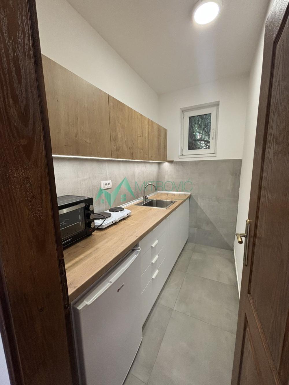 Slika 1 - Jednosoban stan za izdavanje, 26m2, 320€
