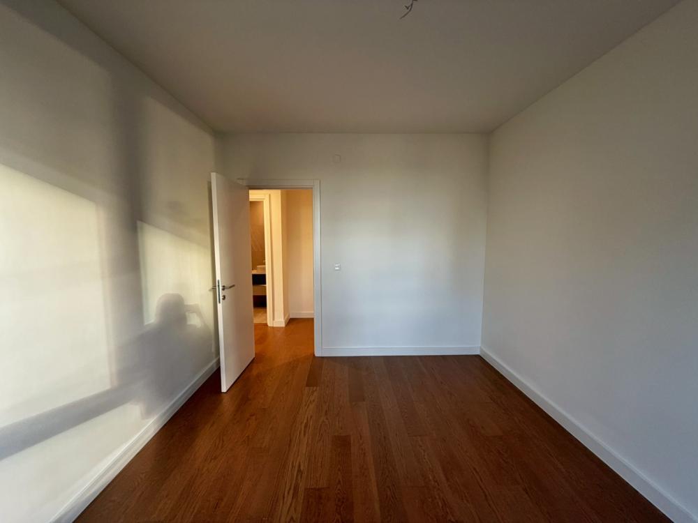 Slika 9 - Bulevar Vudroa Vilsona, Četvorosoban stan za izdavanje, 111m2, 2.500€