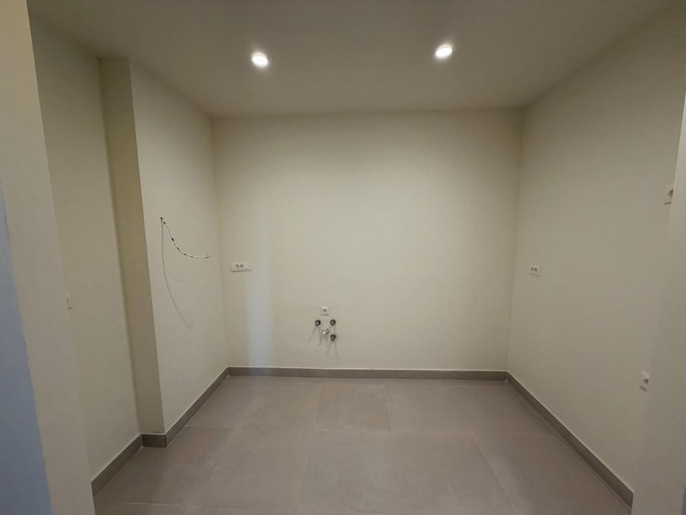 Slika 8 - Bulevar Vudroa Vilsona, Četvorosoban stan za izdavanje, 111m2, 2.500€