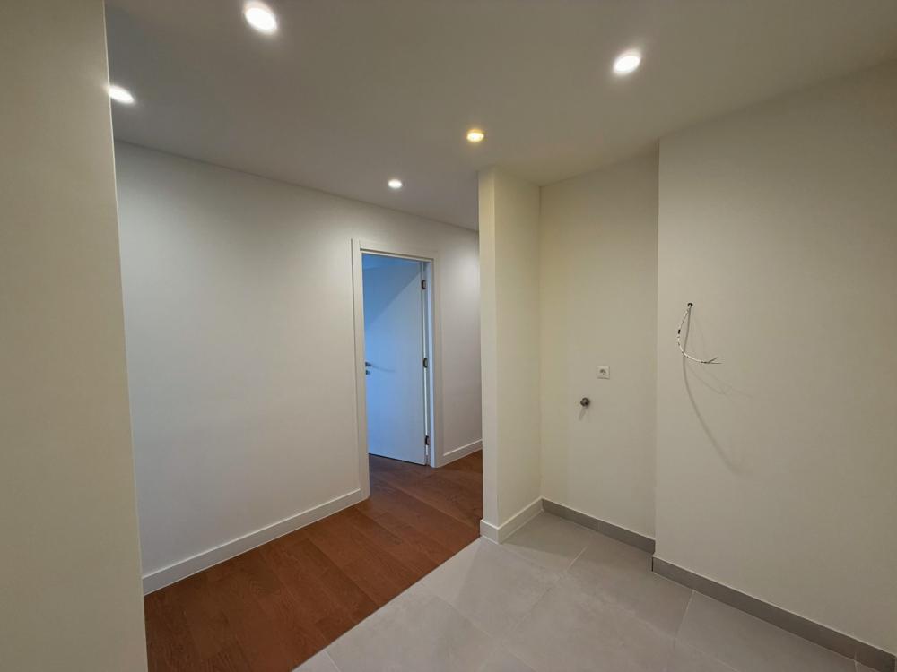 Slika 7 - Bulevar Vudroa Vilsona, Četvorosoban stan za izdavanje, 111m2, 2.500€
