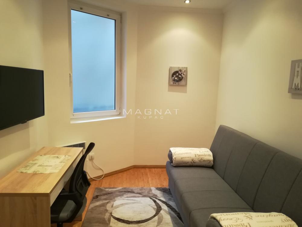 Slika 6 - Dvoiposoban stan na prodaju, 49m2, 194.000€