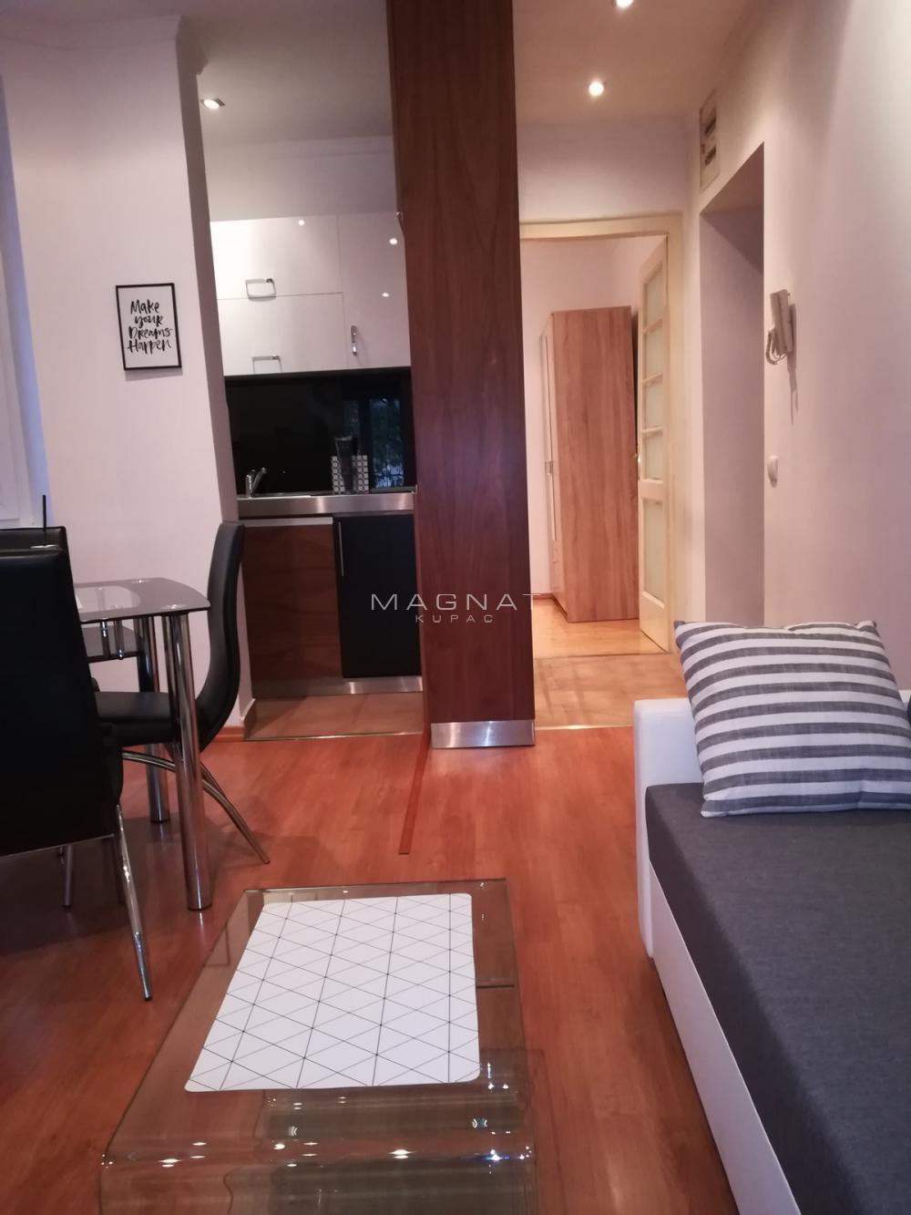 Slika 5 - Dvoiposoban stan na prodaju, 49m2, 194.000€