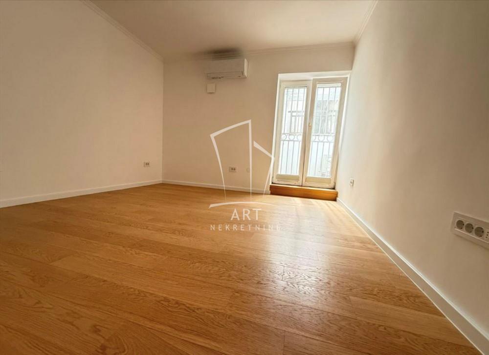 Slika 1 - Đuke Dinić, Jednosoban stan za izdavanje, 28m2, 500€