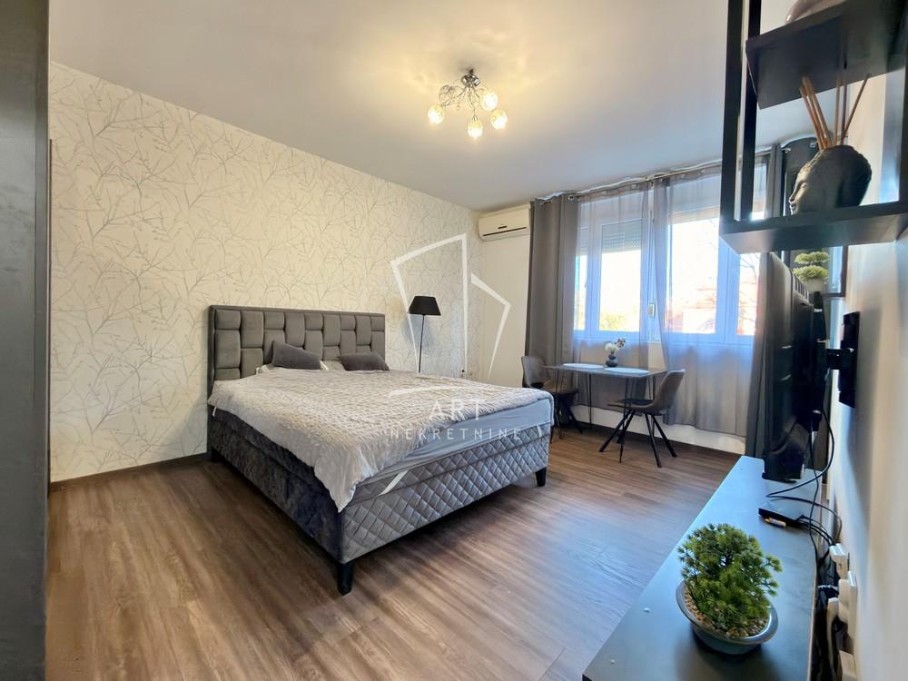 Slika 2 - Salvadora Aljendea,  Stan na prodaju, 25m2, 85.000€