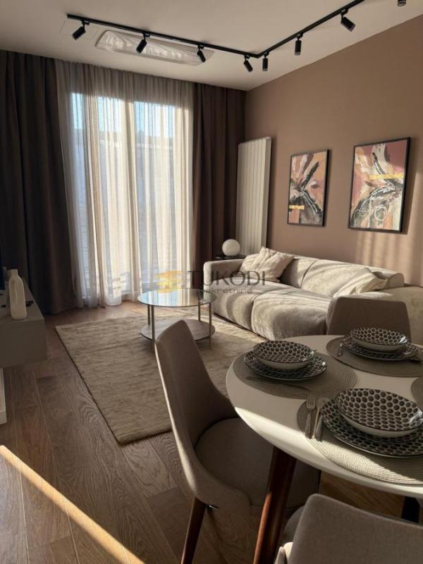 Slika 2 - Dvosoban stan za izdavanje, 55m2, 1.300€