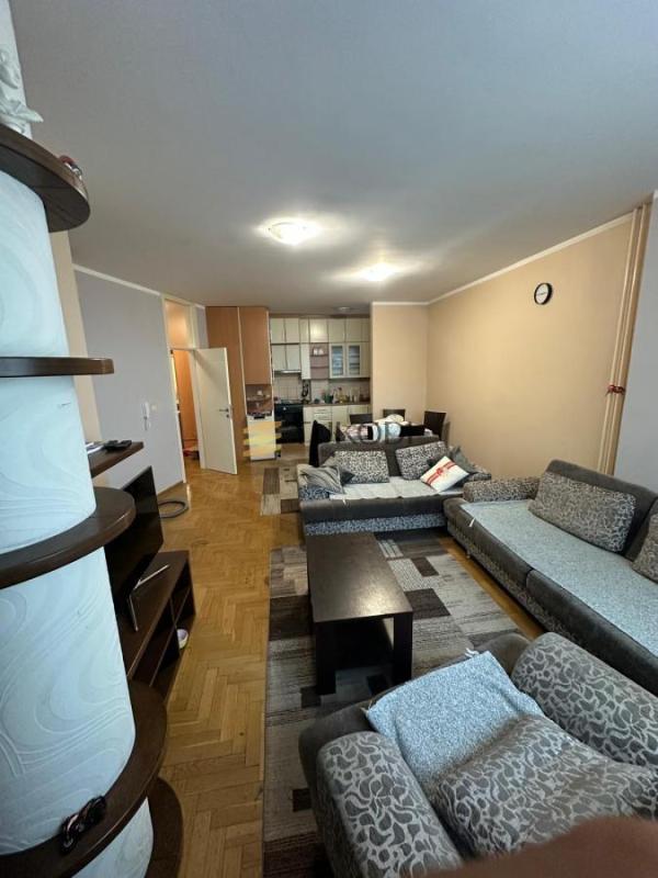 Slika 1 - Dvosoban stan za izdavanje, 60m2, 700€