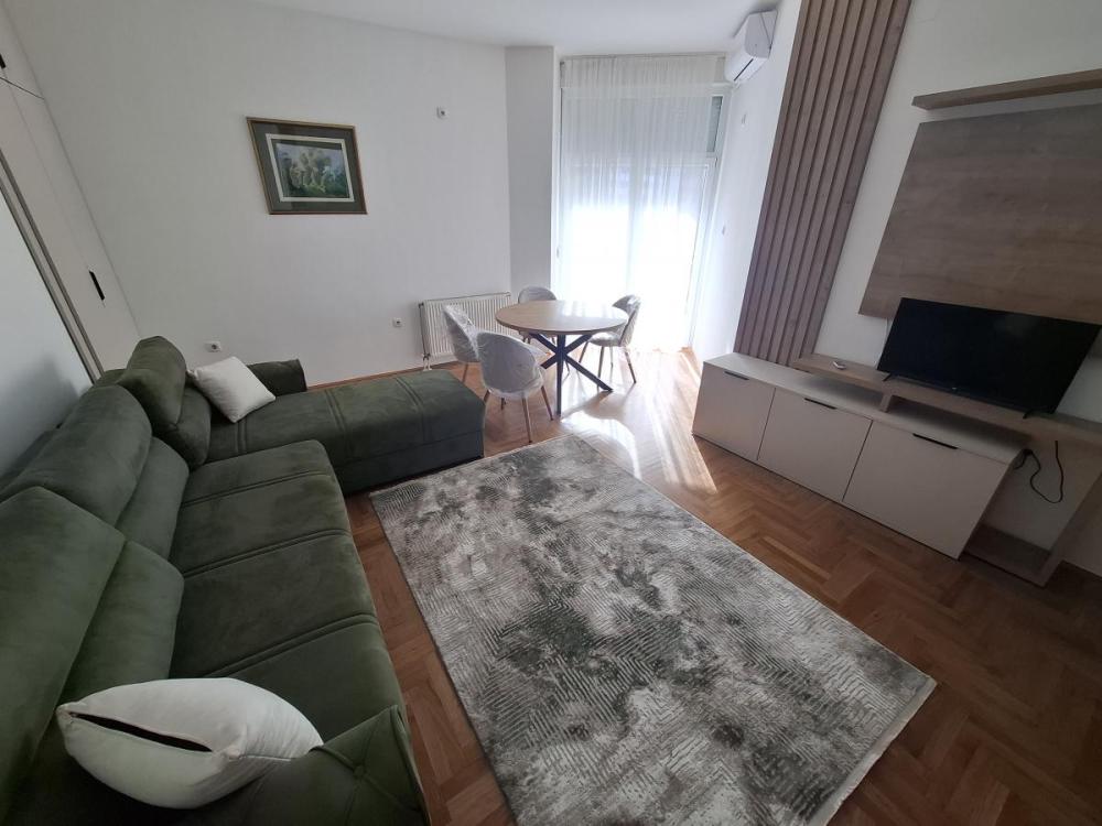 Slika 1 - Jednoiposoban stan za izdavanje, 47m2, 600€