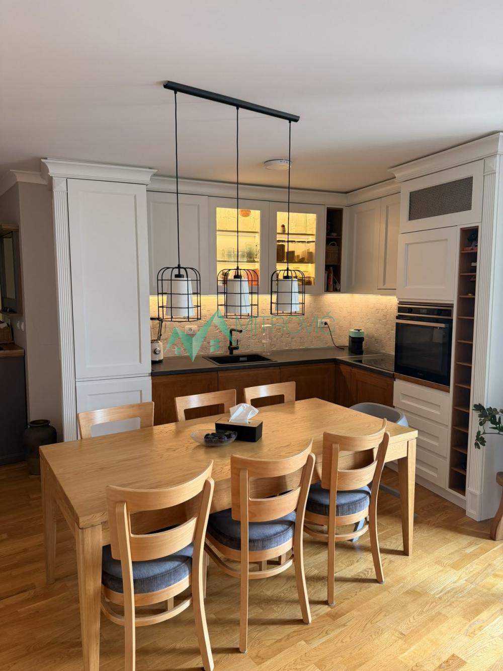 Slika 5 - Dvoiposoban stan na prodaju, 75m2, 257.500€
