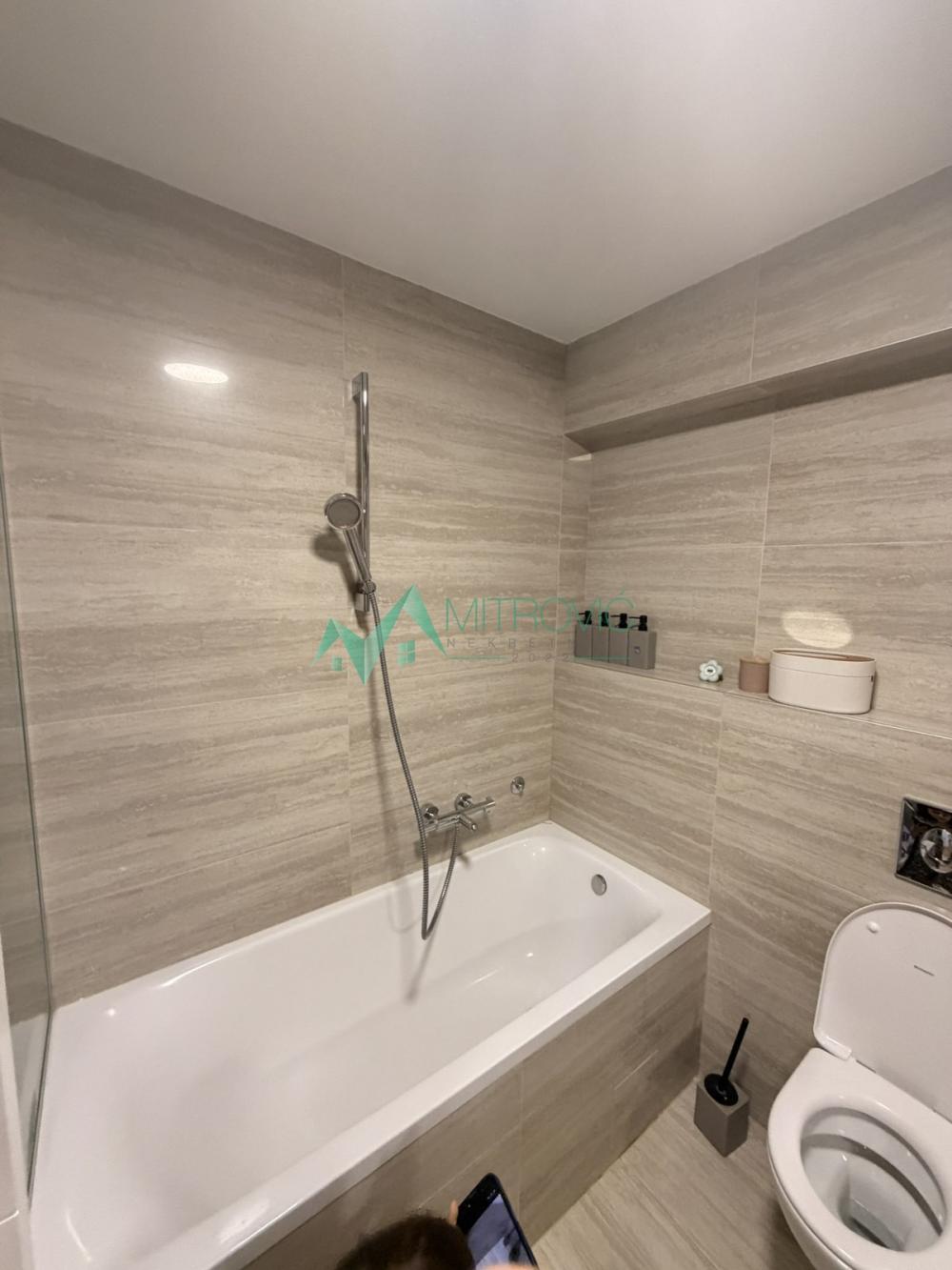 Slika 11 - Dvoiposoban stan na prodaju, 75m2, 257.500€