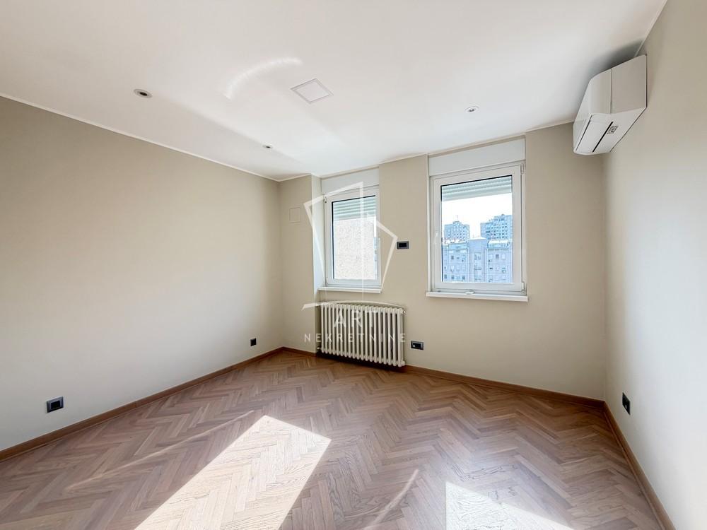 Slika 11 - Bulevar Mihajla Pupina, Trosoban stan za izdavanje, 86m2, 800€