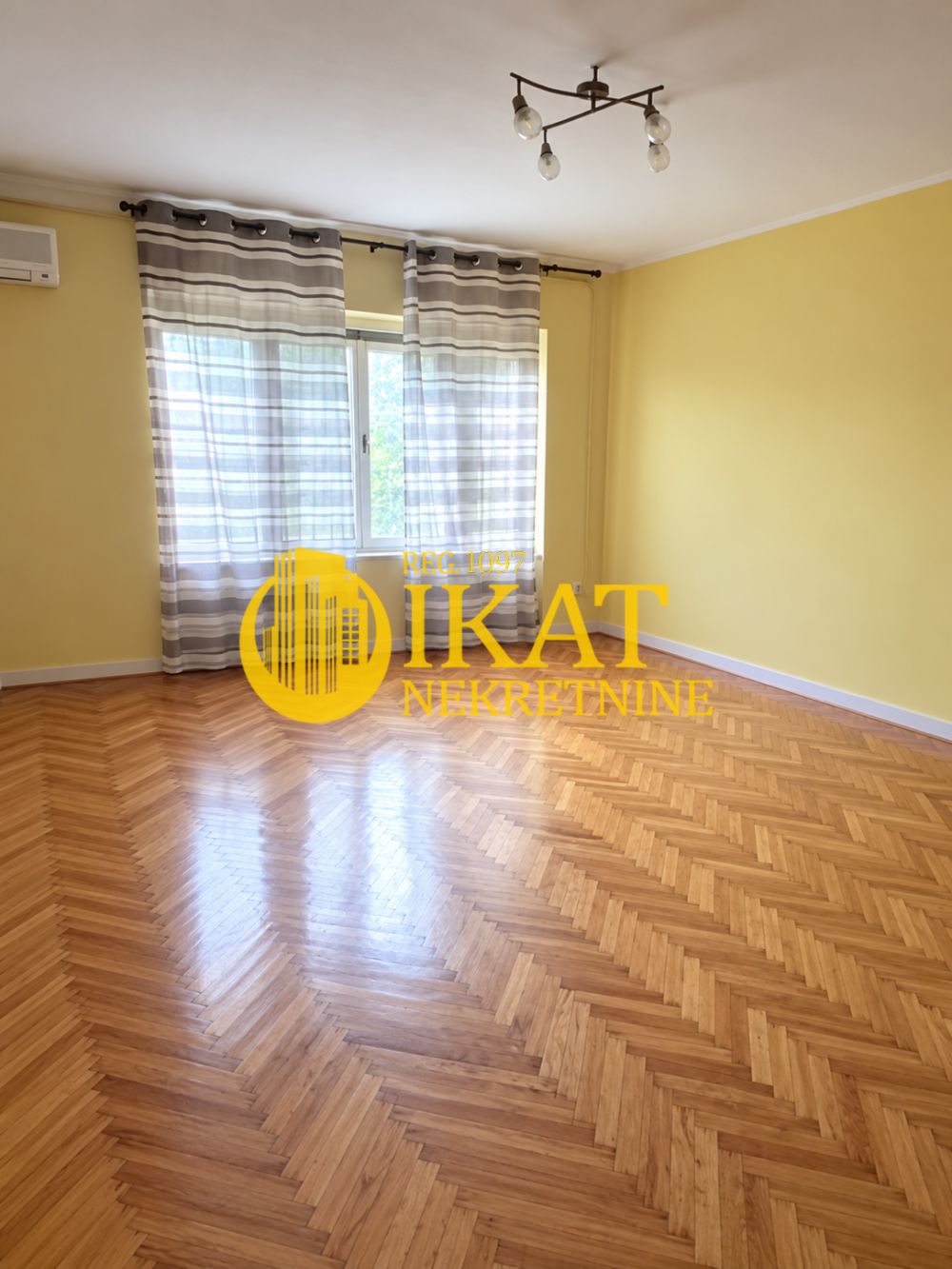 Glavna slika -Sremskih odreda, Trosoban stan na prodaju, 73m2, 297.000€