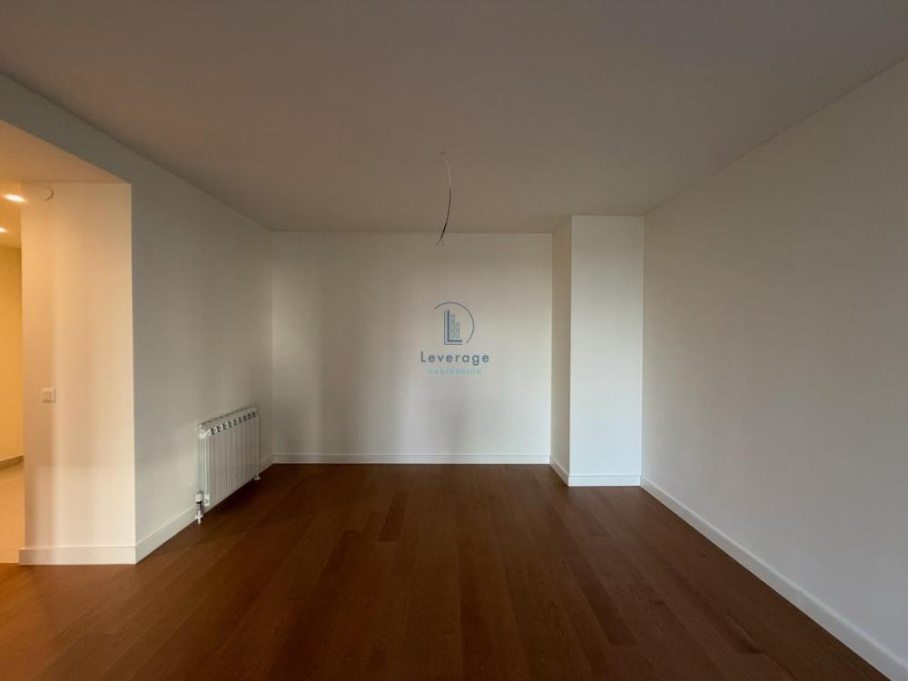 Slika 3 - Bulevar Vudroa Vilsona, Četvorosoban stan za izdavanje, 111m2, 2.500€