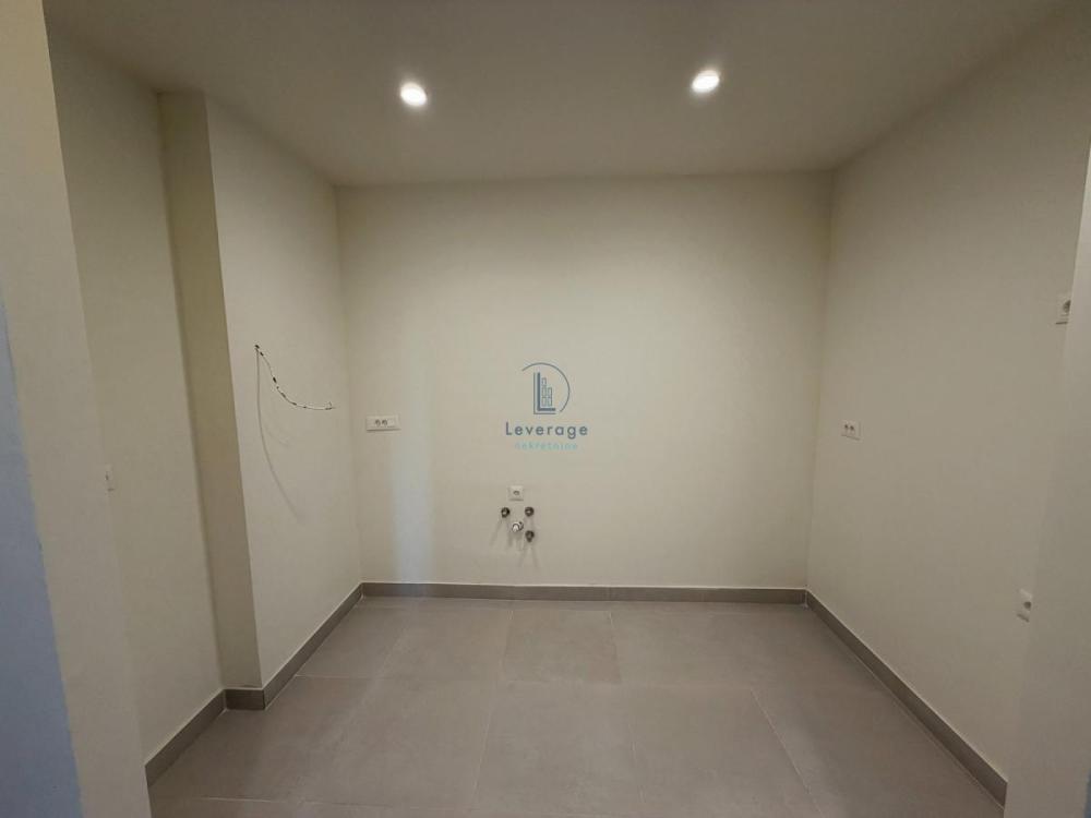 Glavna slika -Bulevar Vudroa Vilsona, Četvorosoban stan za izdavanje, 111m2, 2.500€