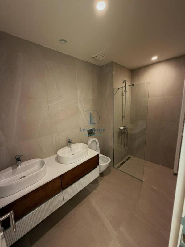 Slika 10 - Bulevar Vudroa Vilsona, Četvorosoban stan za izdavanje, 111m2, 2.500€