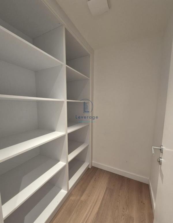 Slika 9 - Luke Ćelovića Trebinjca, Četvorosoban stan za izdavanje, 115m2, 3.000€
