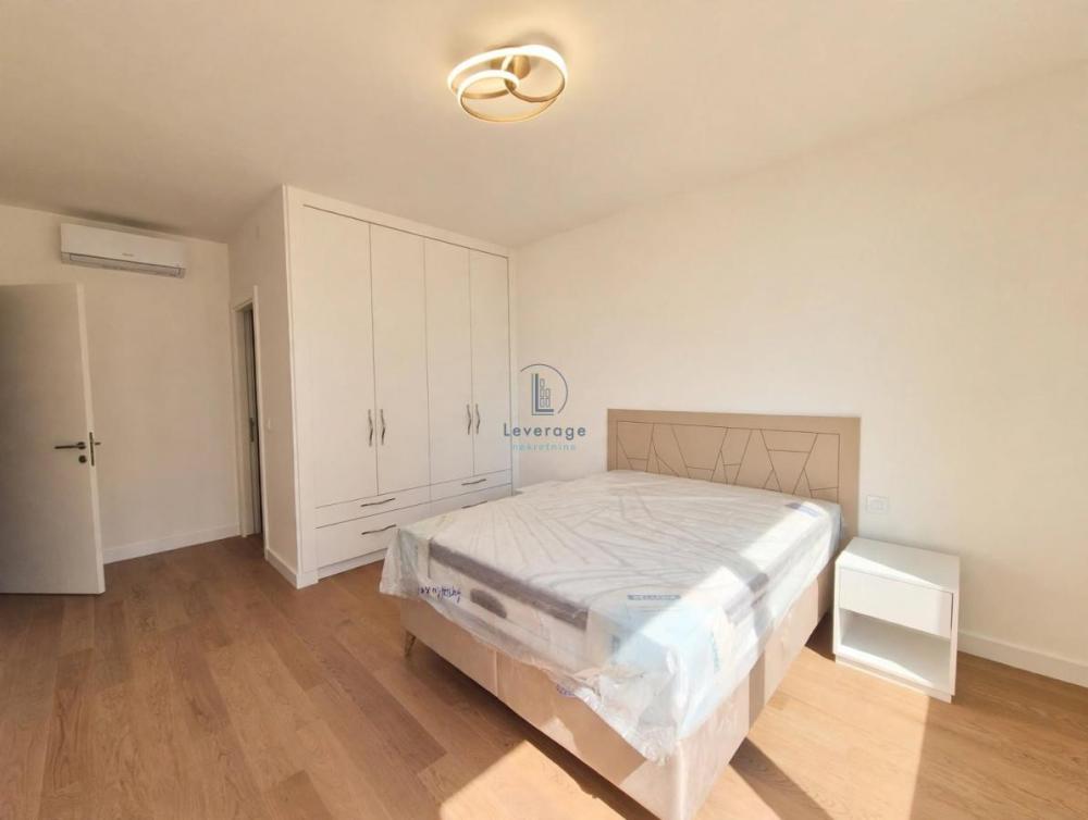 Slika 4 - Luke Ćelovića Trebinjca, Četvorosoban stan za izdavanje, 115m2, 3.000€