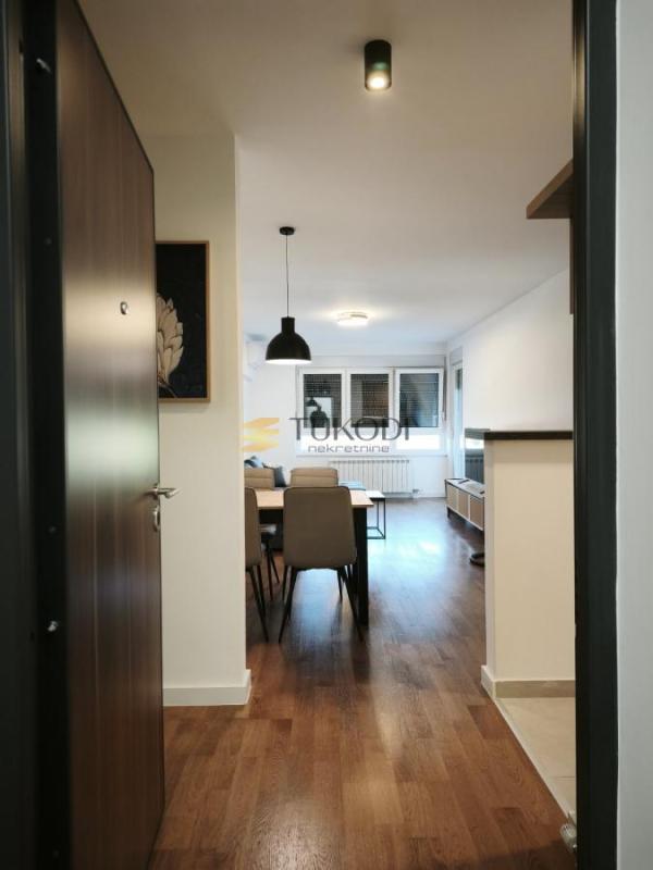 Slika 2 - Trosoban stan za izdavanje, 72m2, 950€