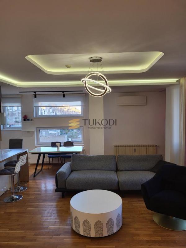 Slika 2 - Četvorosoban stan za izdavanje, 99m2, 1.600€