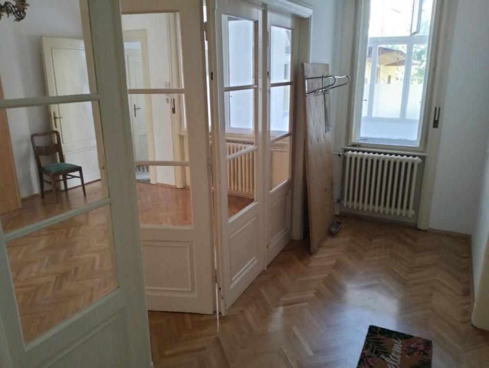 Slika 2 - Dvoiposoban stan za izdavanje, 85m2, 750€