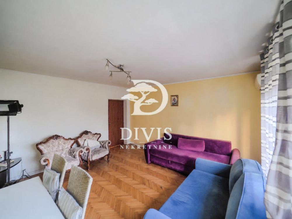 Slika 2 - Generala Ždanova, Trosoban stan na prodaju, 83m2, 297.000€