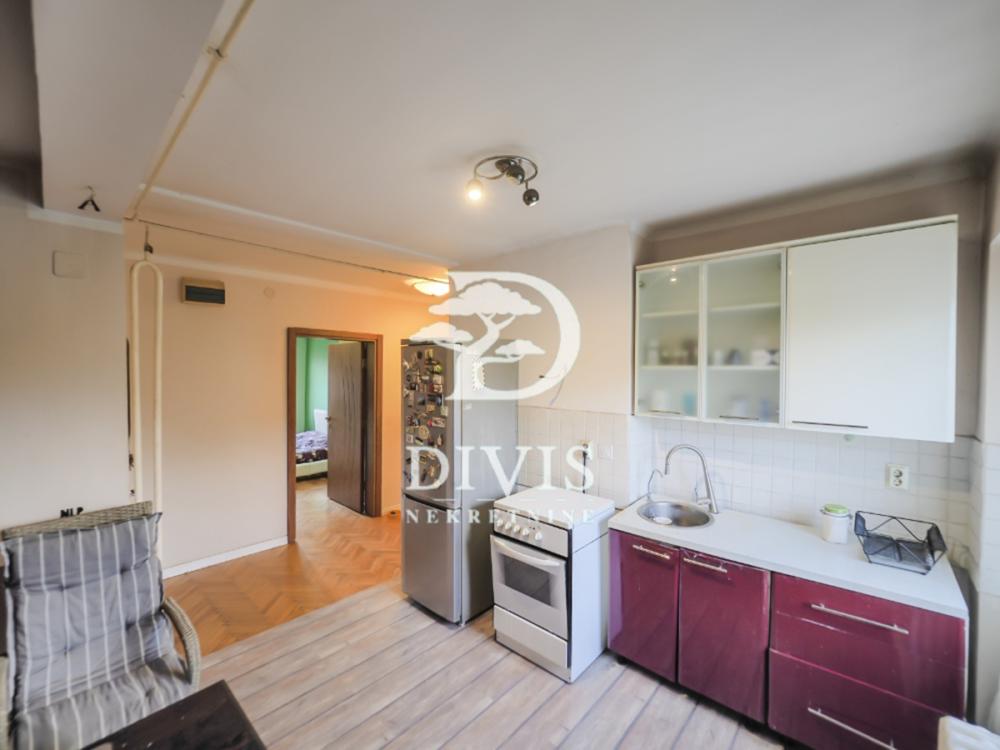 Slika 5 - Generala Ždanova, Trosoban stan na prodaju, 83m2, 297.000€