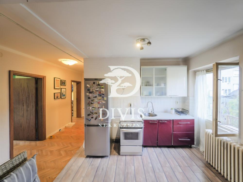Slika 6 - Generala Ždanova, Trosoban stan na prodaju, 83m2, 297.000€