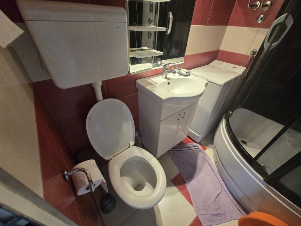 Slika 11 - Bulevar Maršala Tolbuhina, Dvosoban stan za izdavanje, 55m2, 700€