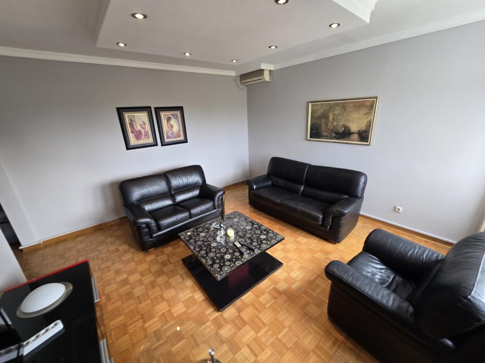 Slika 2 - Bulevar Maršala Tolbuhina, Dvosoban stan za izdavanje, 55m2, 700€