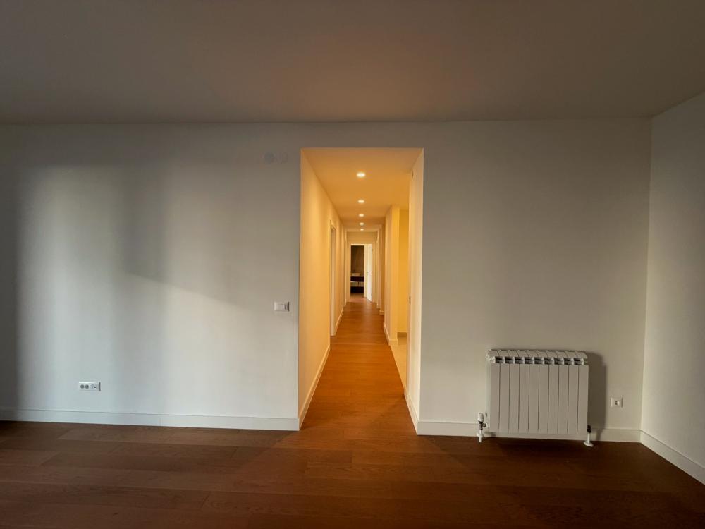 Slika 7 - Bulevar Vudroa Vilsona, Četvorosoban stan za izdavanje, 111m2, 2.500€