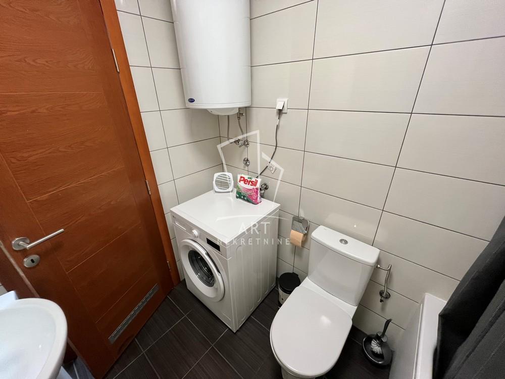 Slika 11 - Kneginje Julije, Trosoban stan za izdavanje, 86m2, 1.300€