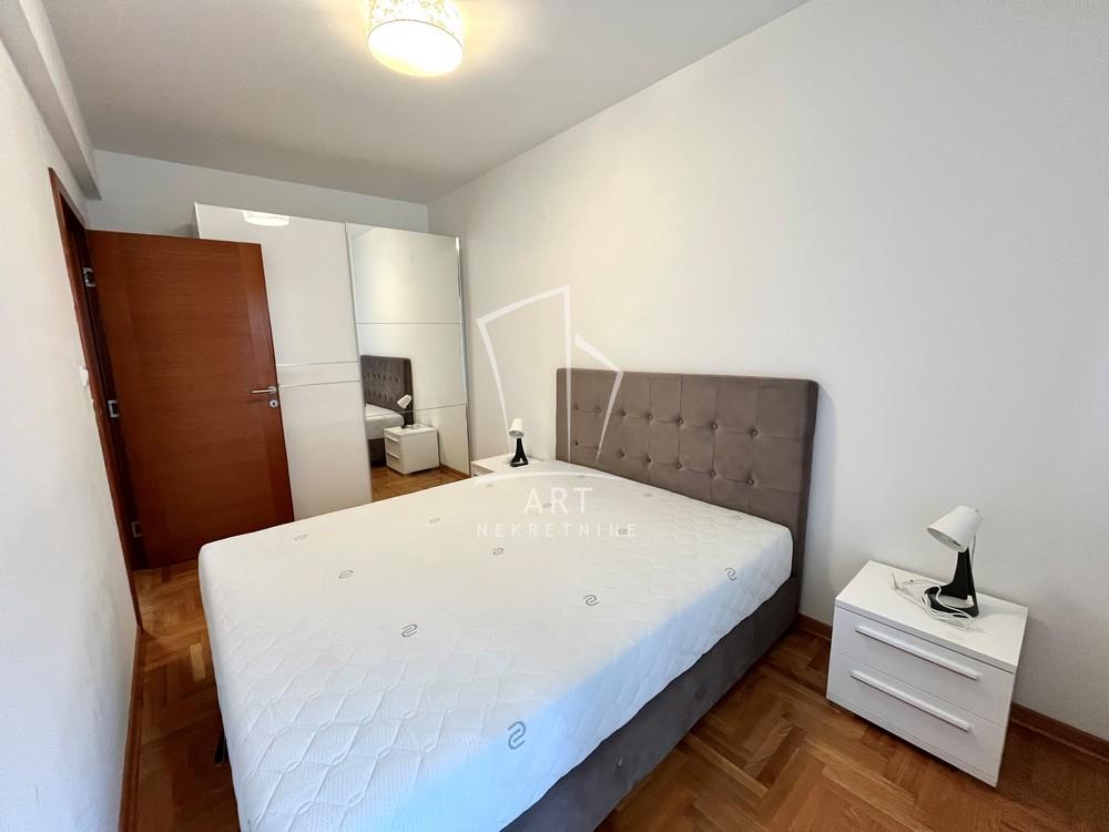 Slika 6 - Kneginje Julije, Trosoban stan za izdavanje, 86m2, 1.300€