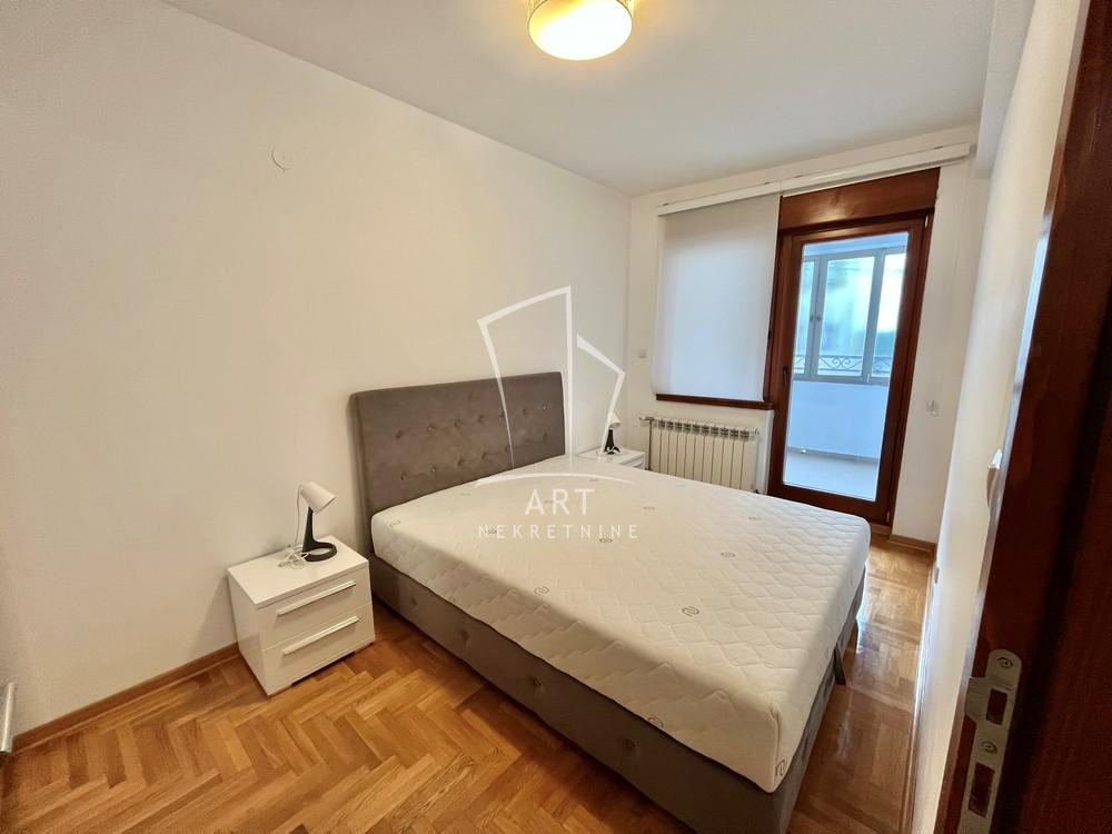 Slika 8 - Kneginje Julije, Trosoban stan za izdavanje, 86m2, 1.300€