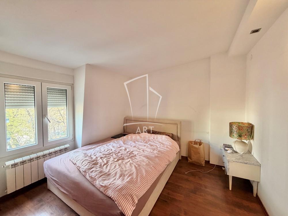 Slika 6 - Borislava Pekića, Trosoban stan na prodaju, 46m2, 215.000€