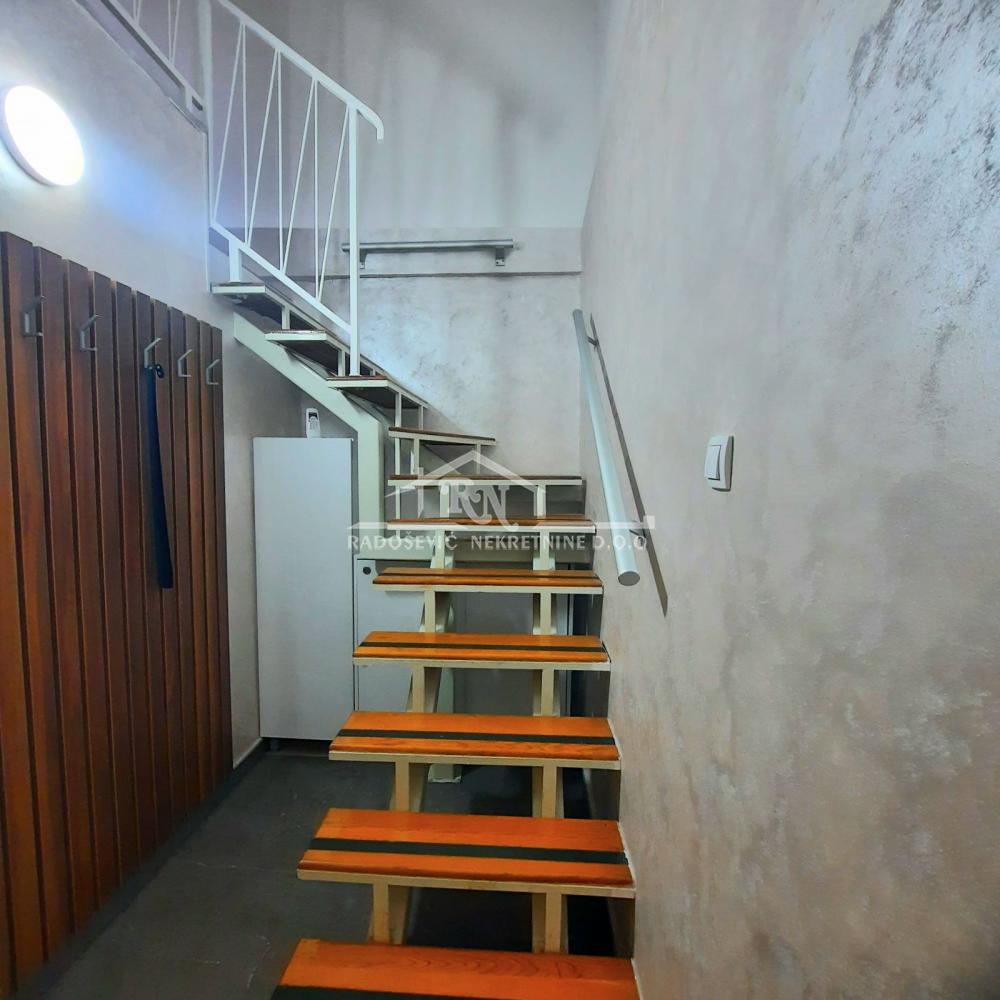 Slika 9 - Beogradskog bataljona, Četvorosoban stan na prodaju, 102m2, 384.000€