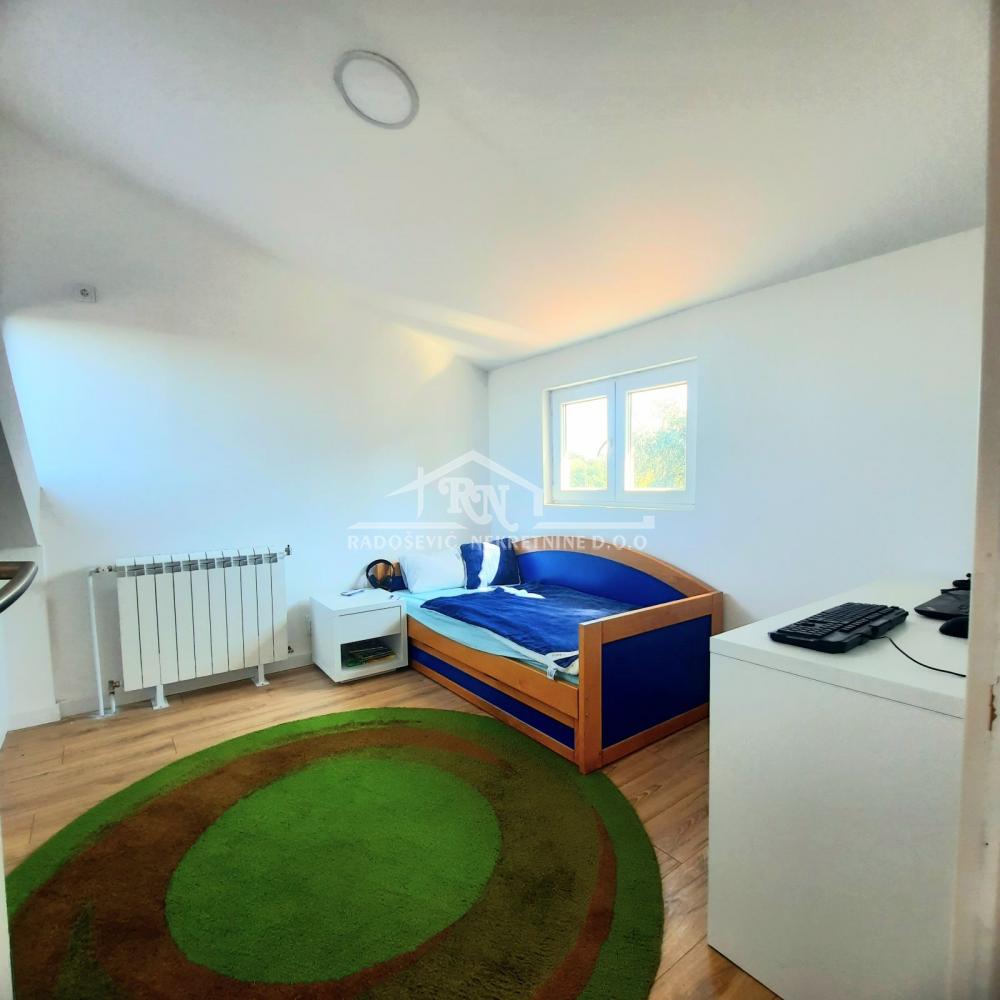 Slika 11 - Beogradskog bataljona, Četvorosoban stan na prodaju, 102m2, 384.000€