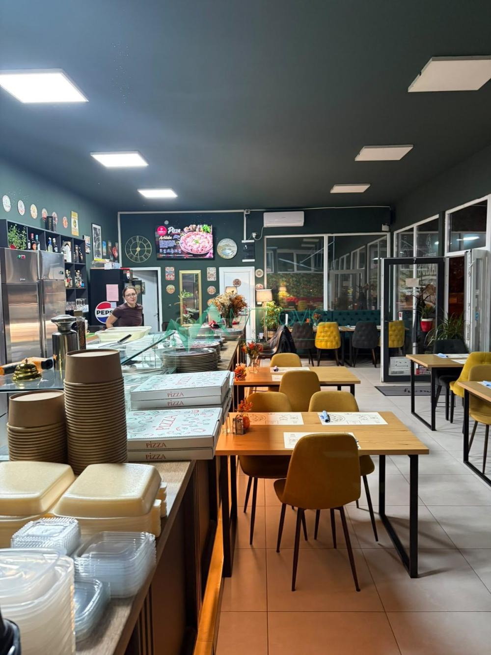 Slika 7 -  Lokal za izdavanje, 90m2, 1.200€