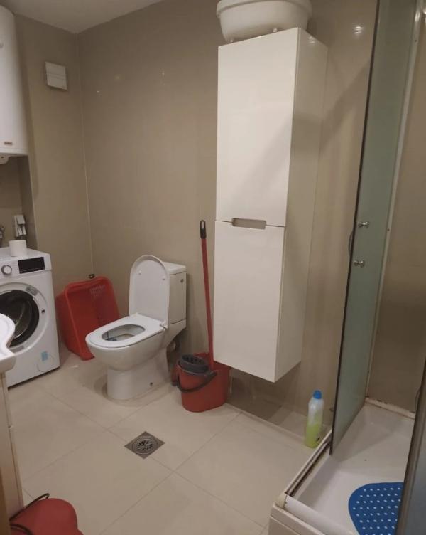 Slika 8 - Borča, Četvorosoban stan na prodaju, 75m2, 92.000€